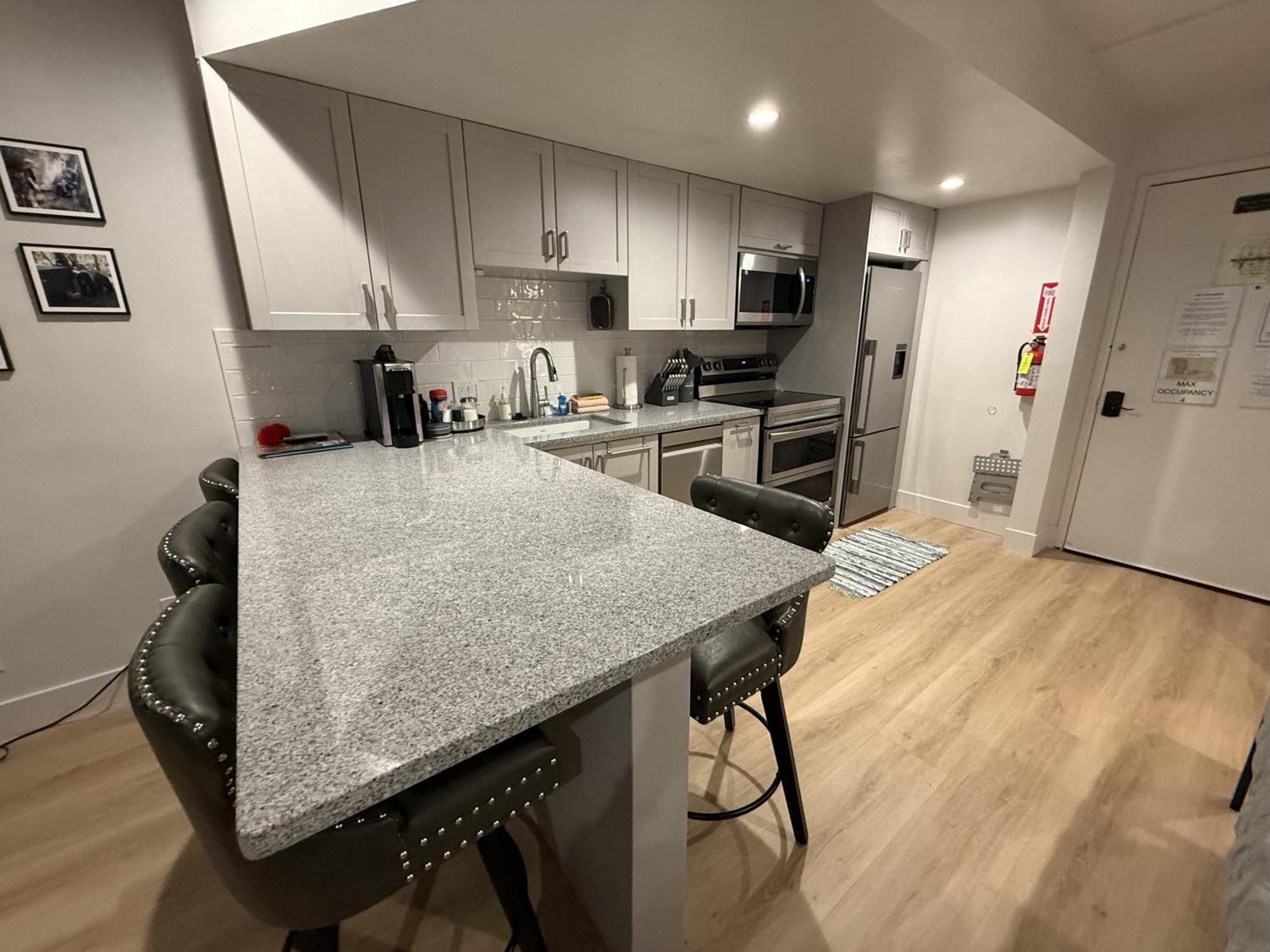 Yosemite West Condos エクステリア 写真