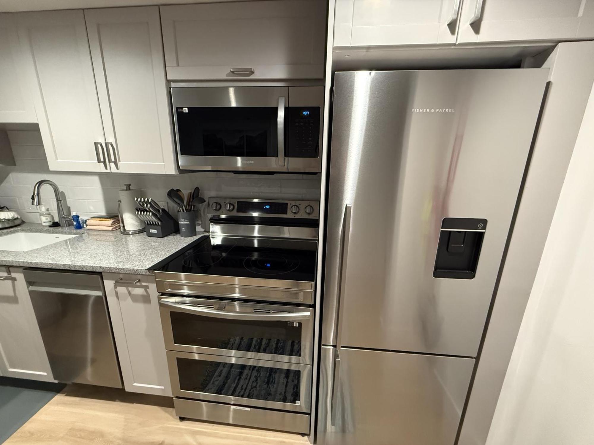 Yosemite West Condos エクステリア 写真